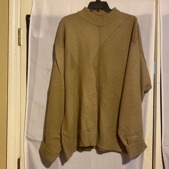 Other - Tan thick sweater